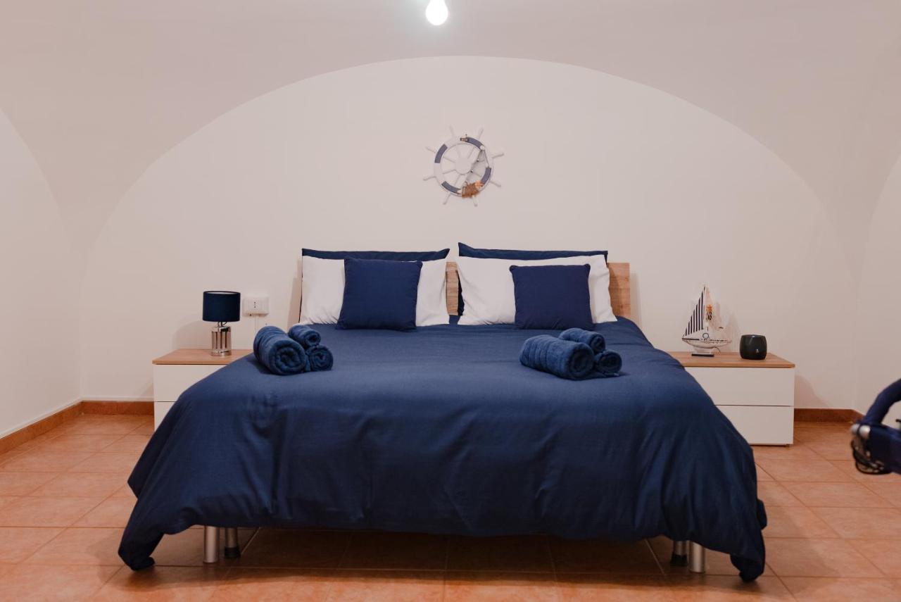 Blue Angel Oak - Apartment Bari Ngoại thất bức ảnh